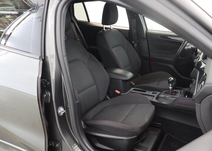 Ford FOCUS Wagon 1.0 EcoBoost Hybrid ST Line X Business