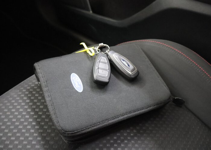 Ford FOCUS Wagon 1.0 EcoBoost Hybrid ST Line X Business