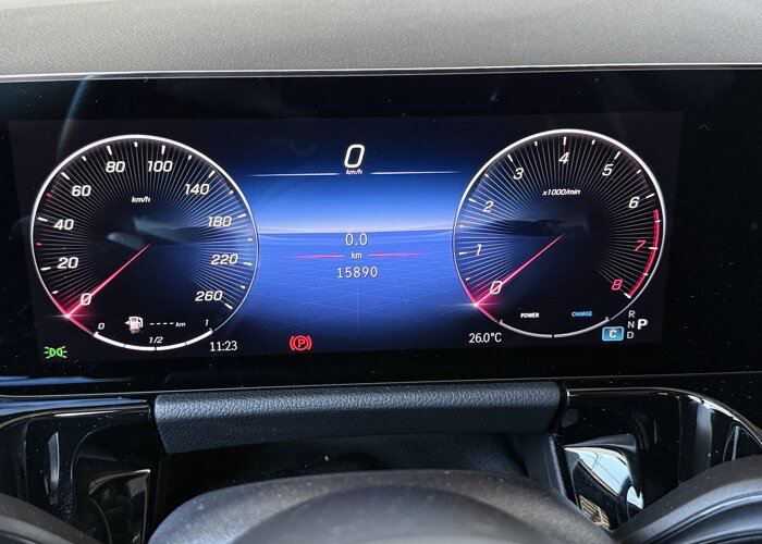 Mercedes-Benz GLA 180 AMG Line