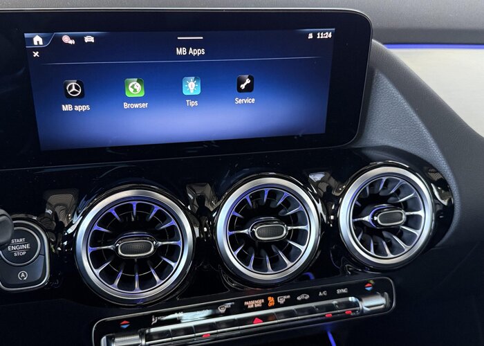 Mercedes-Benz GLA 180 AMG Line