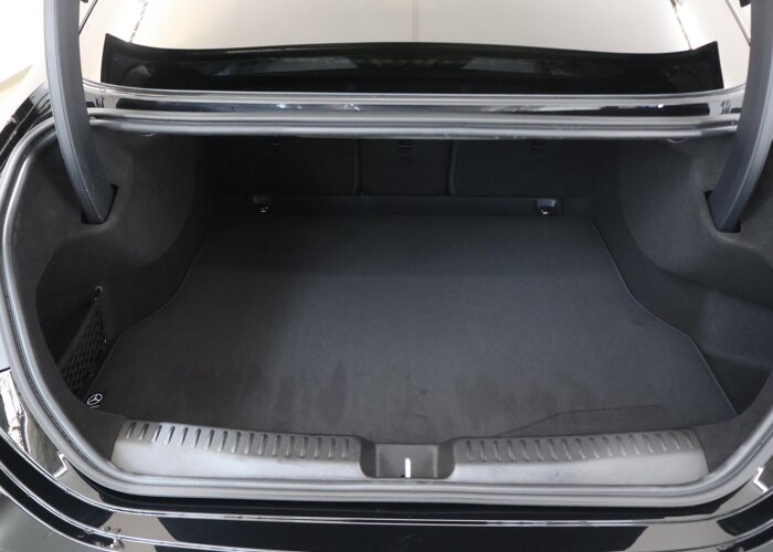 Mercedes-Benz CLA-Klasse 180 Business Solution AMG