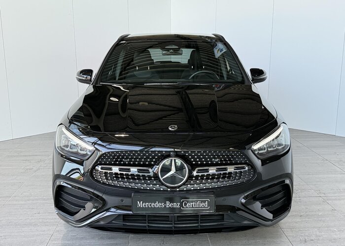 Mercedes-Benz GLA 180 AMG Line