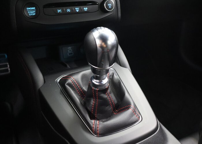 Ford FOCUS Wagon 1.0 EcoBoost Hybrid ST Line X