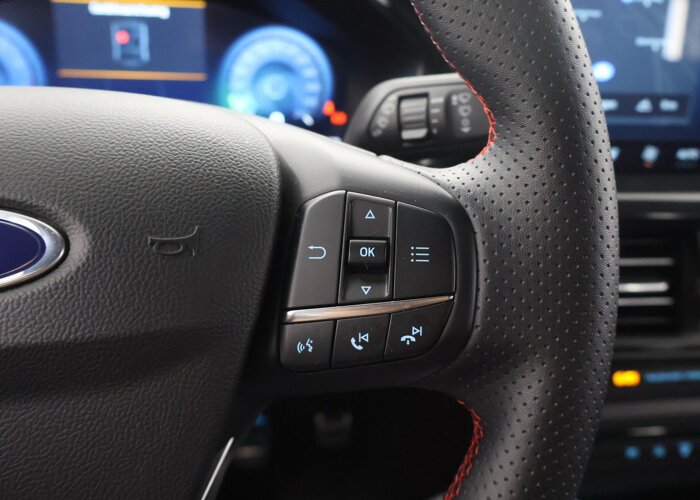 Ford FOCUS Wagon 1.0 EcoBoost Hybrid ST Line X
