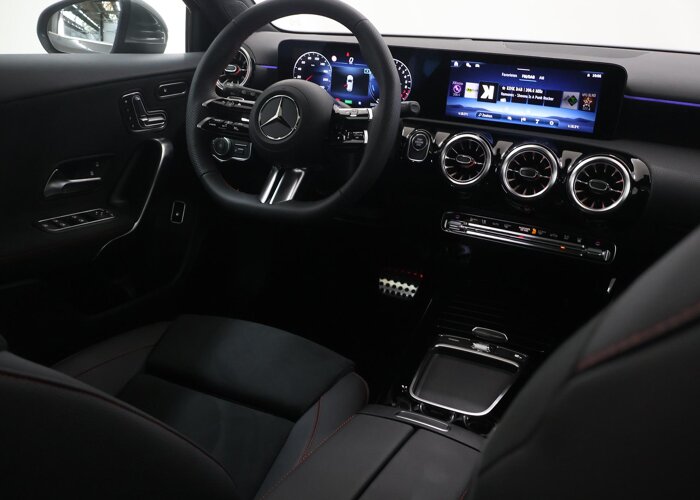 Mercedes-Benz A-Klasse 250e Business Solution AMG