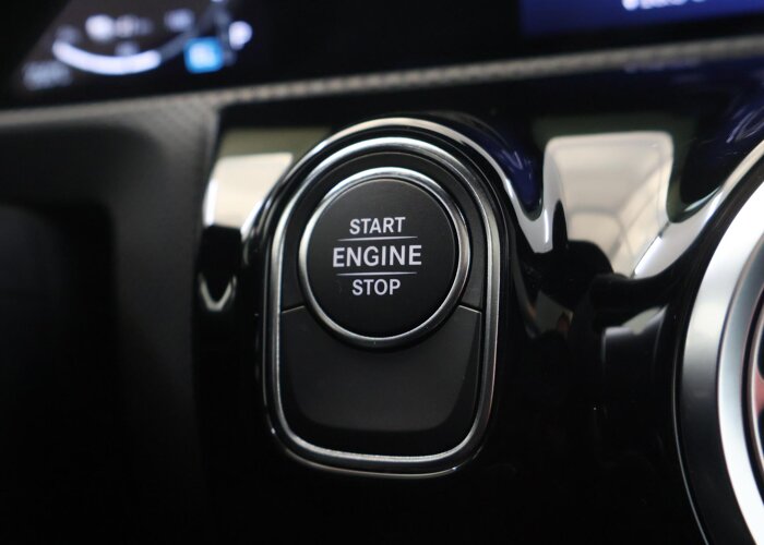 Mercedes-Benz A-Klasse 250e Business Solution AMG