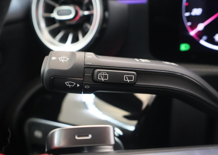 Mercedes-Benz A-Klasse 250e Business Solution AMG