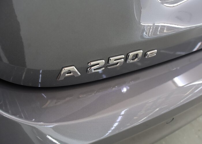 Mercedes-Benz A-Klasse 250e Business Solution AMG