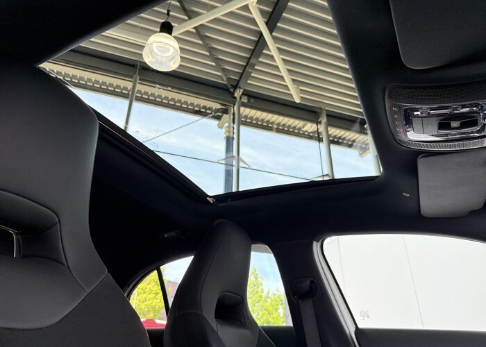 Mercedes-Benz A-Klasse 180 Star Edition AMG Line