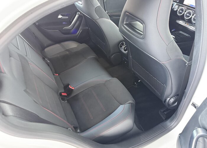 Mercedes-Benz A-Klasse 180 Star Edition AMG Line