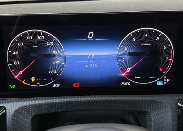 Mercedes-Benz A-Klasse 180 Star Edition AMG Line