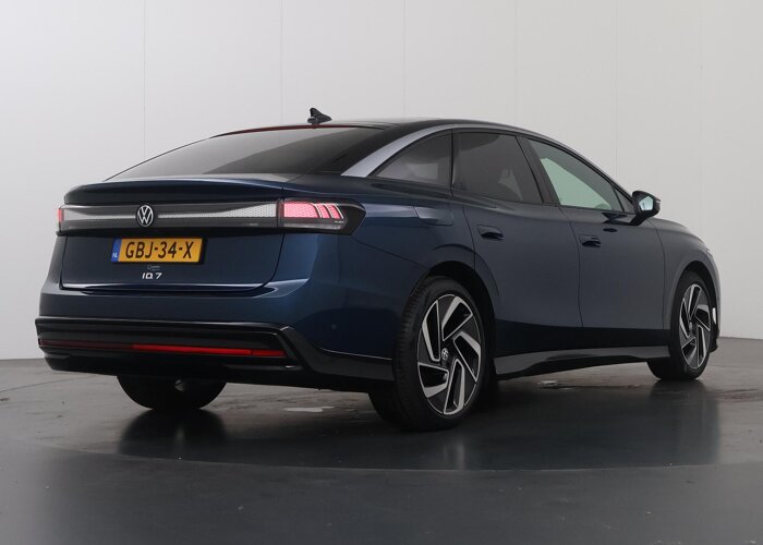 Volkswagen ID.7 Pro Business 77 kWh