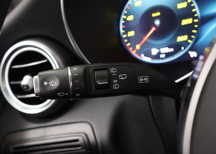 Mercedes-Benz GLC 200 Premium