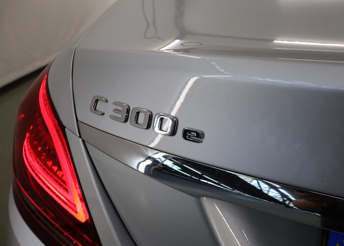 Mercedes-Benz C-Klasse 300 e Premium Plus Pack