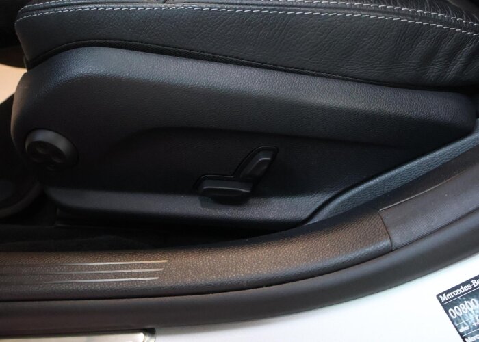 Mercedes-Benz C-Klasse 300 e Premium Plus Pack