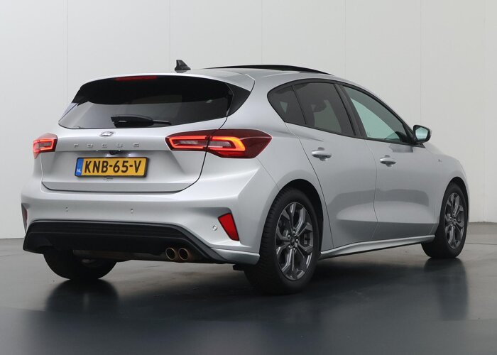 Ford Focus 1.0 EcoBoost Hybrid ST Line X