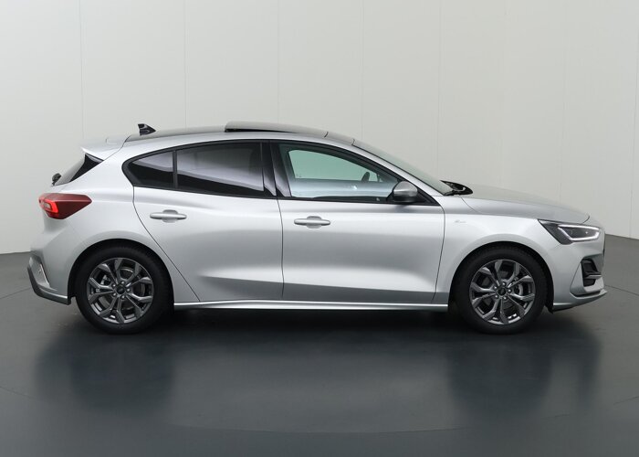 Ford Focus 1.0 EcoBoost Hybrid ST Line X