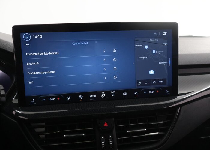 Ford Focus 1.0 EcoBoost Hybrid ST Line X