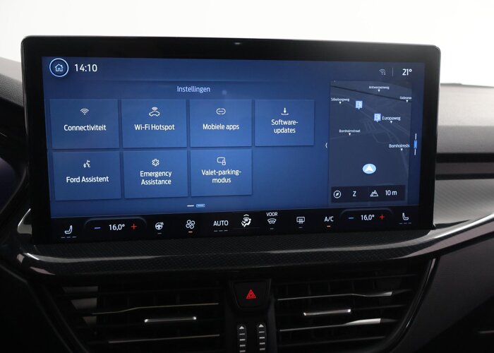 Ford Focus 1.0 EcoBoost Hybrid ST Line X
