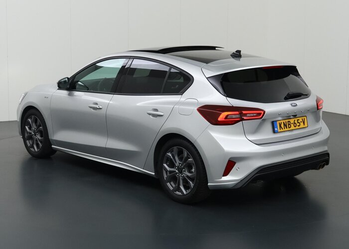 Ford Focus 1.0 EcoBoost Hybrid ST Line X