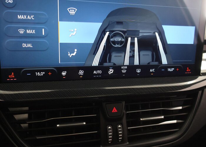 Ford Focus 1.0 EcoBoost Hybrid ST Line X