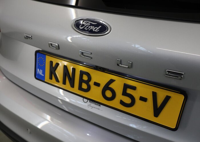 Ford Focus 1.0 EcoBoost Hybrid ST Line X