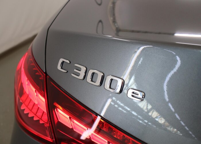 Mercedes-Benz C-Klasse 300 e AMG Line