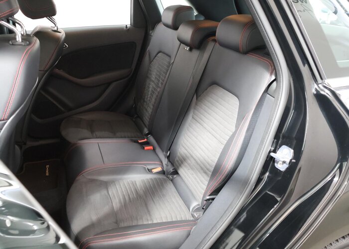 Mercedes-Benz B-Klasse 180 Business Solution AMG