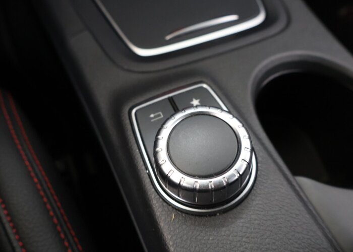 Mercedes-Benz B-Klasse 180 Business Solution AMG