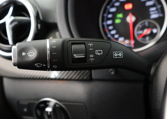 Mercedes-Benz B-Klasse 180 Business Solution AMG