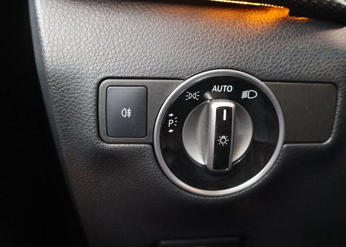 Mercedes-Benz B-Klasse 180 Business Solution AMG