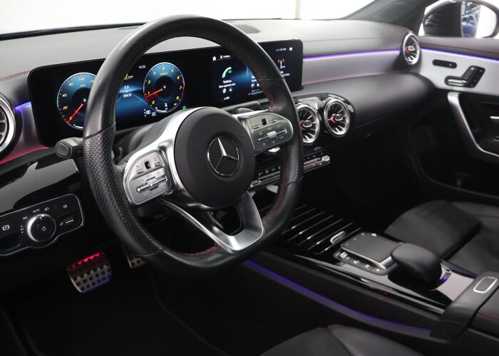 Mercedes-Benz CLA-Klasse 180 Business Solution AMG