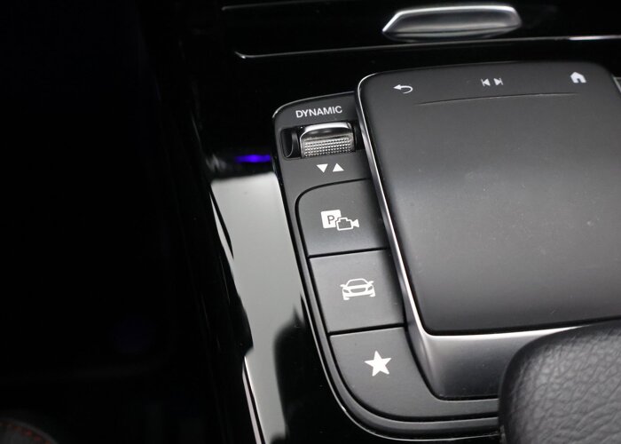 Mercedes-Benz CLA-Klasse 180 Business Solution AMG