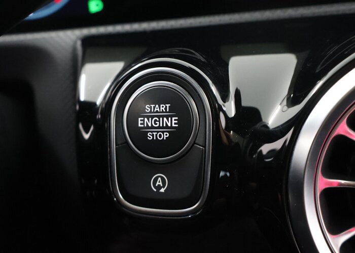 Mercedes-Benz CLA-Klasse 180 Business Solution AMG