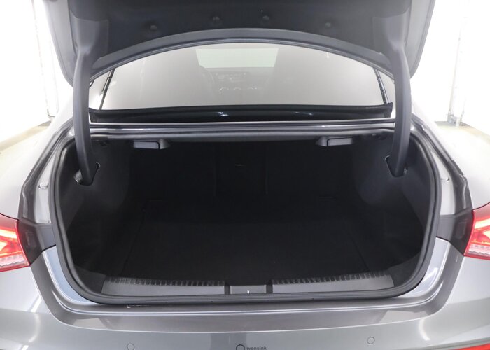 Mercedes-Benz CLA-Klasse 180 Business Solution AMG