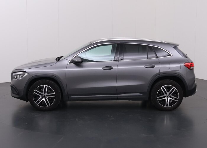 Mercedes-Benz GLA 200 Business Solution Luxury