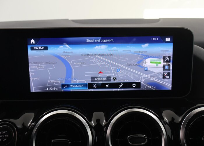 Mercedes-Benz GLA 200 Business Solution Luxury