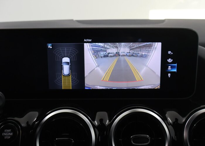 Mercedes-Benz GLA 200 Business Solution Luxury