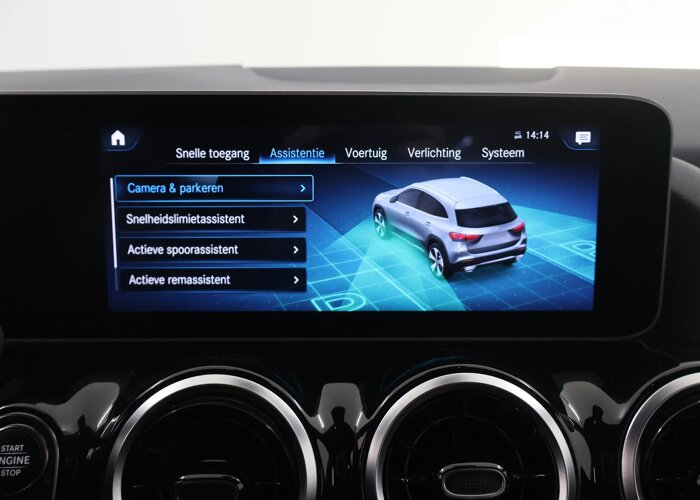 Mercedes-Benz GLA 200 Business Solution Luxury