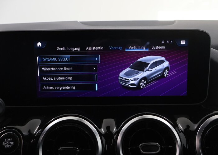 Mercedes-Benz GLA 200 Business Solution Luxury