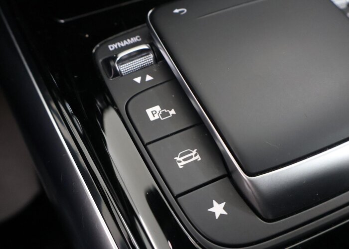 Mercedes-Benz GLA 200 Business Solution Luxury