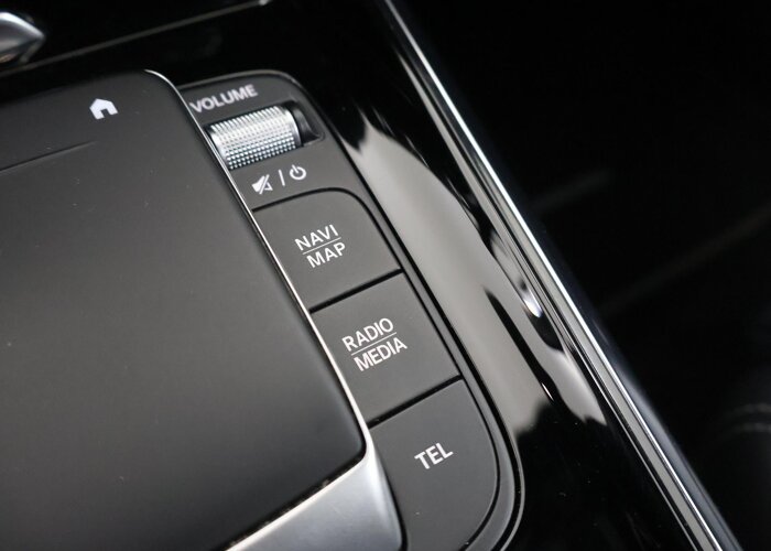 Mercedes-Benz GLA 200 Business Solution Luxury