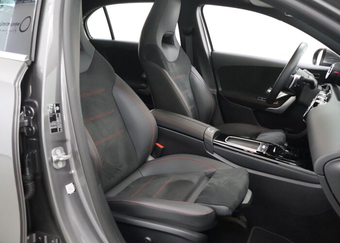 Mercedes-Benz A-Klasse 180 Star Edition AMG Line LIMITED