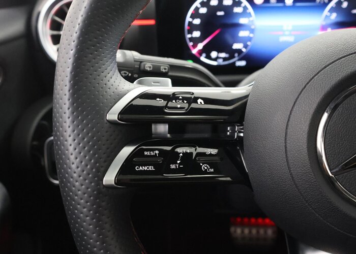 Mercedes-Benz A-Klasse 180 Star Edition AMG Line LIMITED