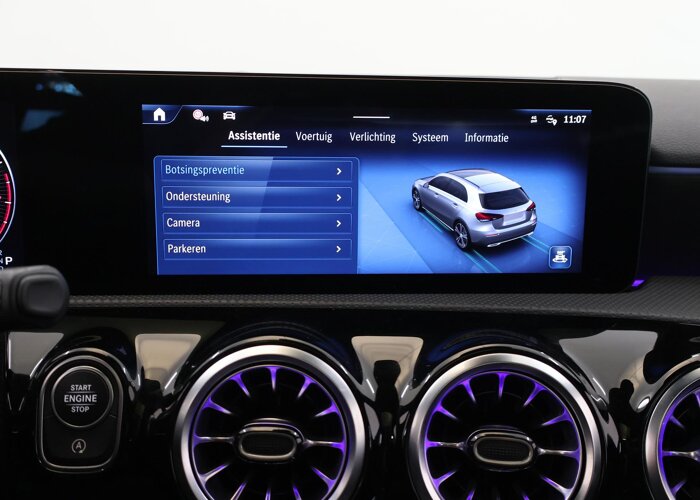 Mercedes-Benz A-Klasse 180 Business Solution AMG
