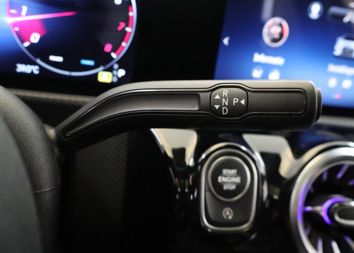 Mercedes-Benz A-Klasse 180 Business Solution AMG