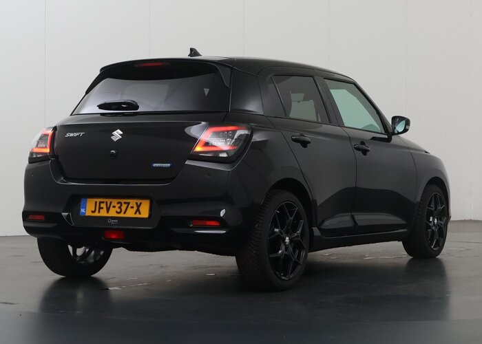 Suzuki Swift 1.2 Style Smart Hybrid