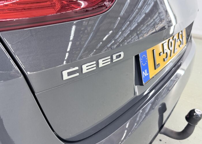 Kia Ceed Sportwagon 1.5 T-GDi MHEV GT-Line Edition