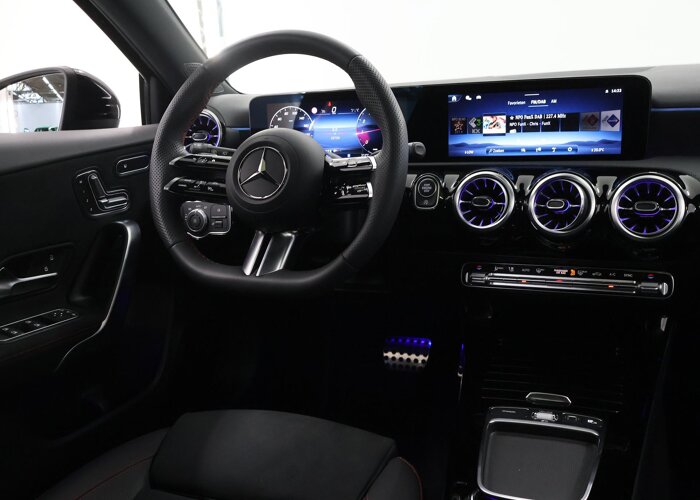 Mercedes-Benz A-Klasse 180 Business Solution AMG