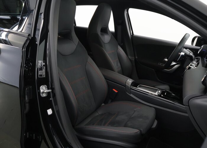 Mercedes-Benz A-Klasse 180 Business Solution AMG